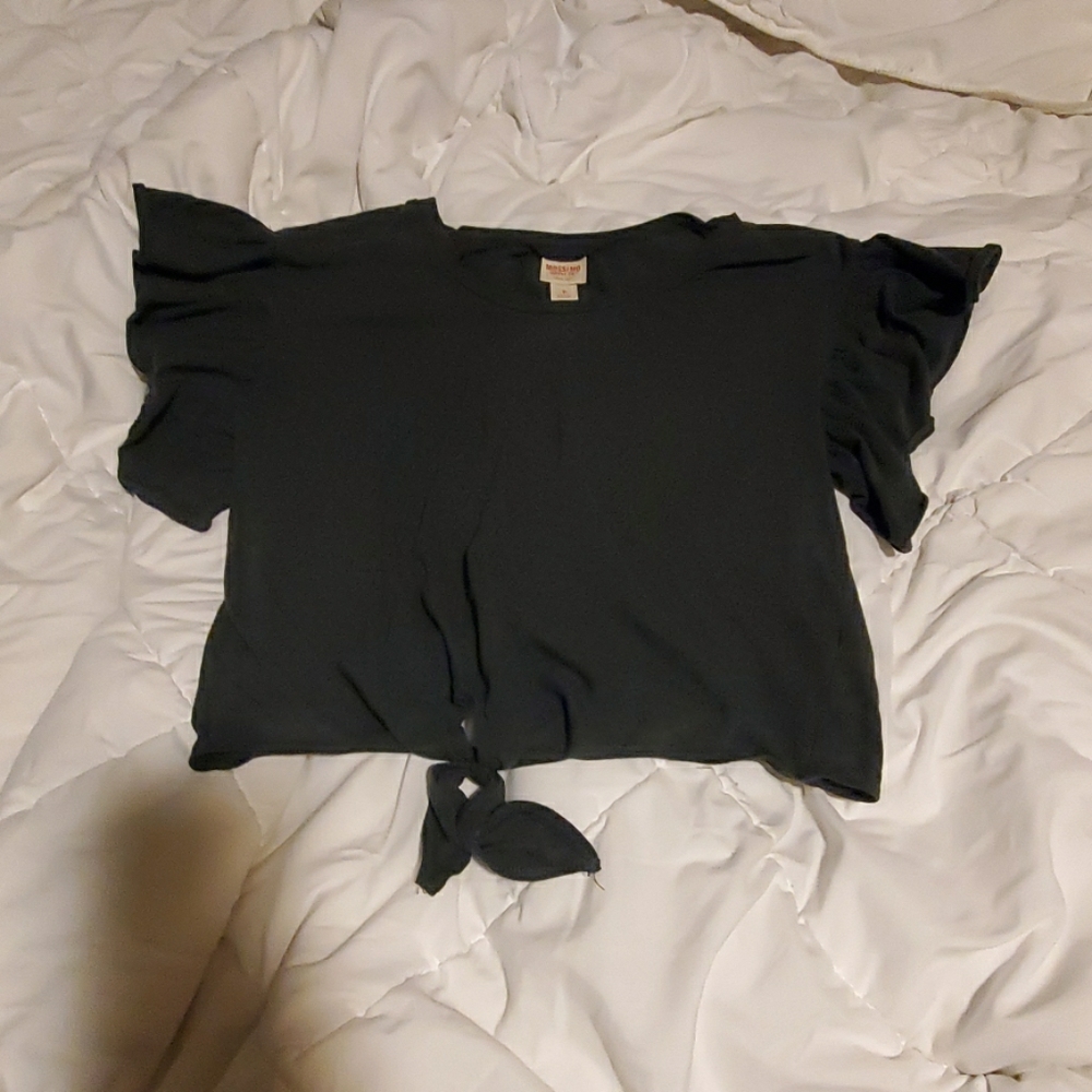 Black crop top